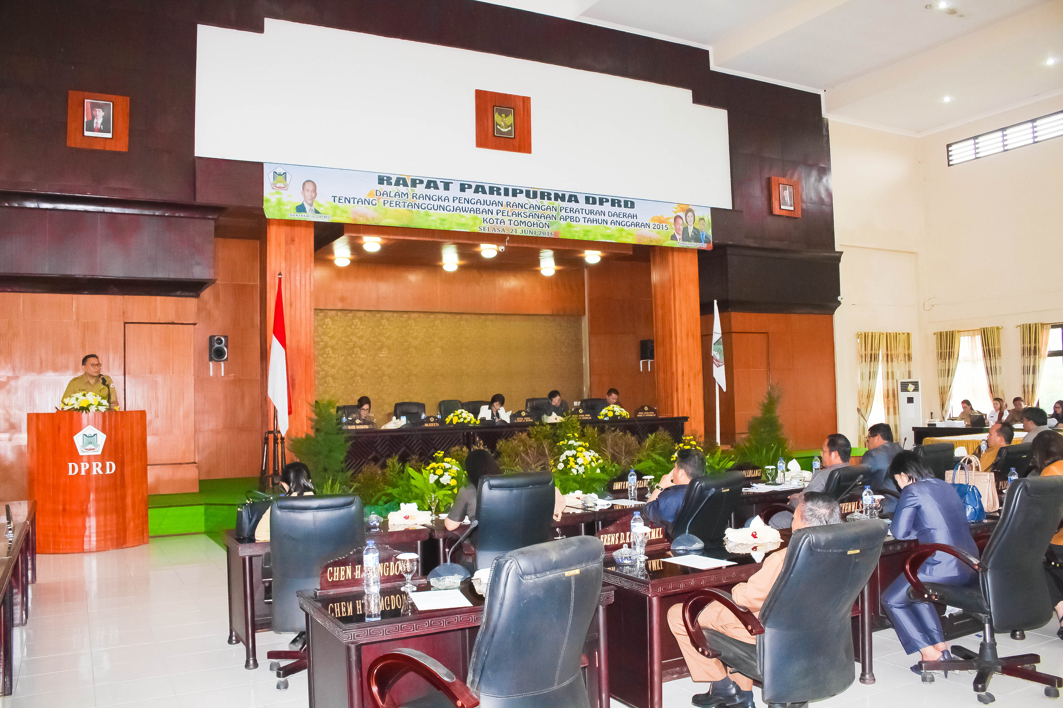 Pengajuan Ranperda Laporan Pertanggungjawaban APBD Kota Tomohon 2015 Diparipurnakan